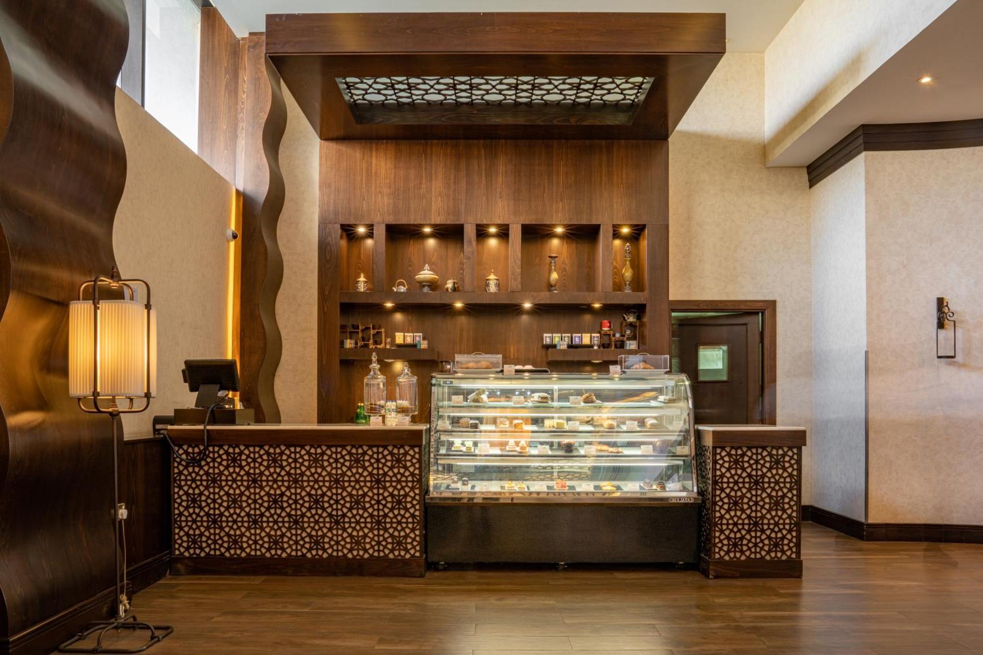 Danat Al Ain Resort Экстерьер фото The Coffee Shop