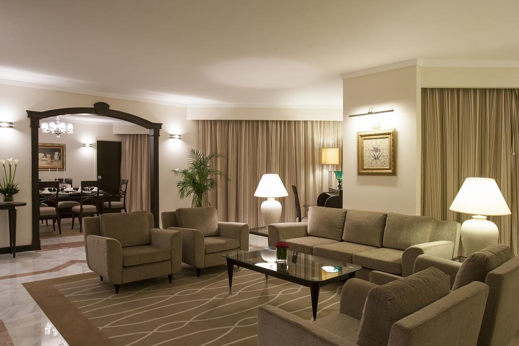 Danat Al Ain Resort Экстерьер фото A living room