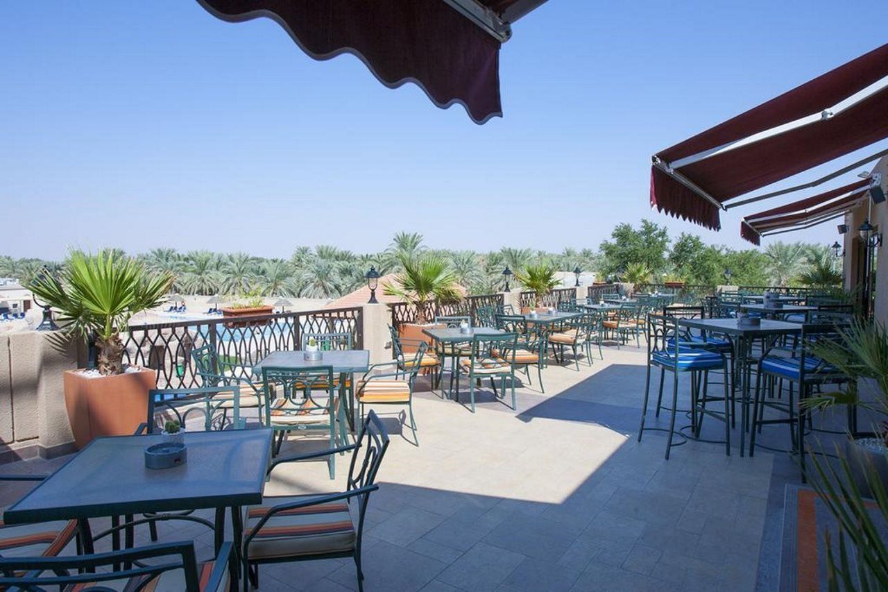 Danat Al Ain Resort Экстерьер фото Rooftop bar in Cairo